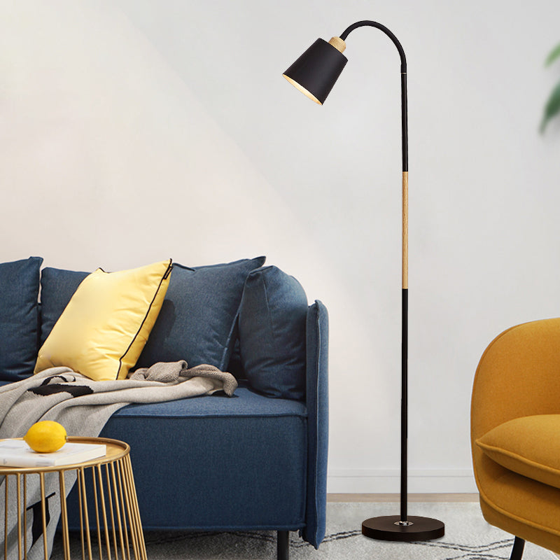 Rotating Tapered Floor Lamp – Nordic Metal Stand