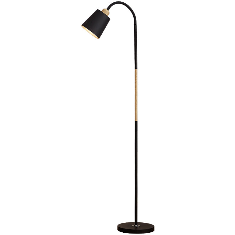 Rotating Tapered Floor Lamp – Nordic Metal Stand