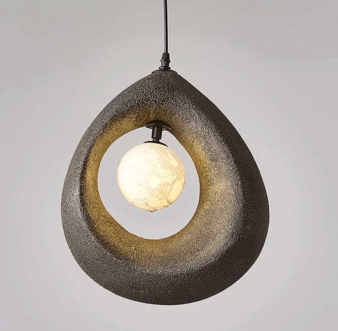 Hayami Wabi Sabi Resin Pendant Light 10