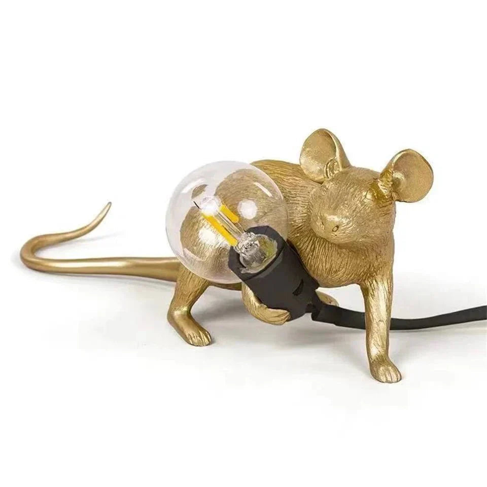 The Curious Explorer – A Playful Mouse Lamp 5