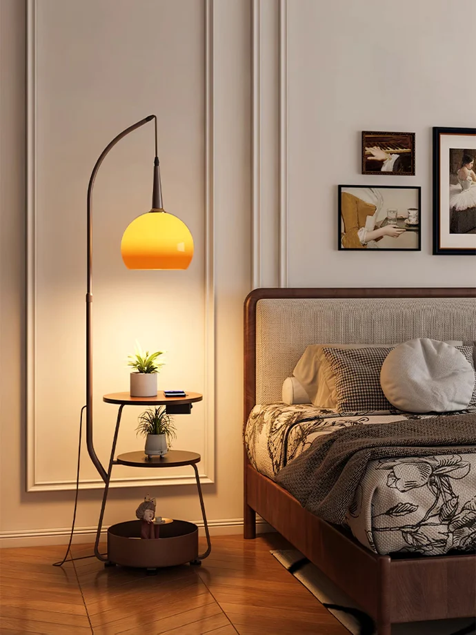 Quadra Minimal Lamp Table