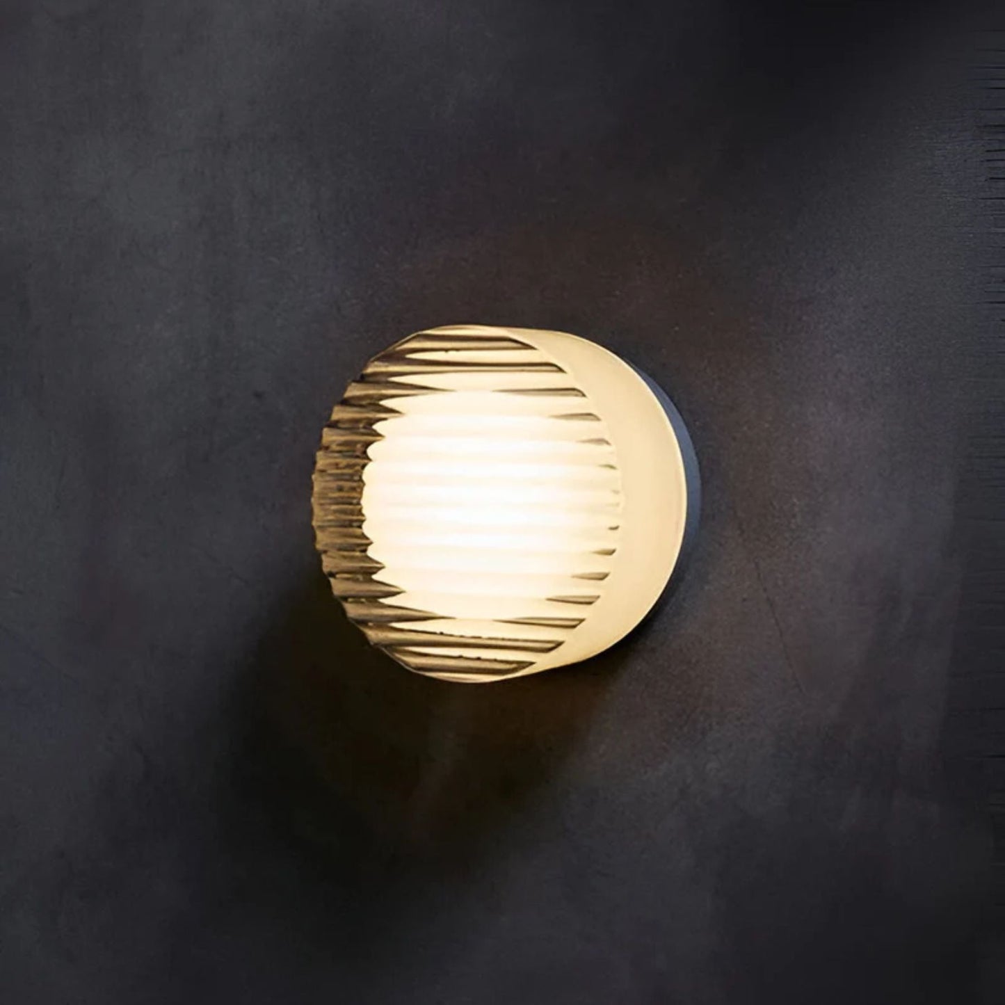 Ambrelo Modern Round Wall Sconce Amber Glass