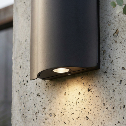 Curved Metal Wall Light Sconce
