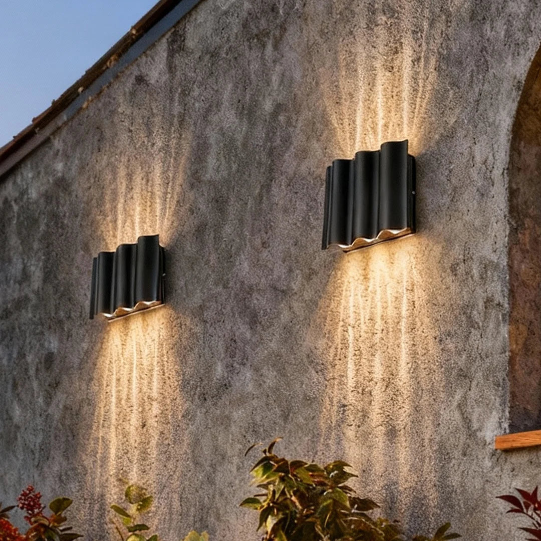 Beam Wall Light Wavy Aluminum Outdoor LED Up-Down Light 4