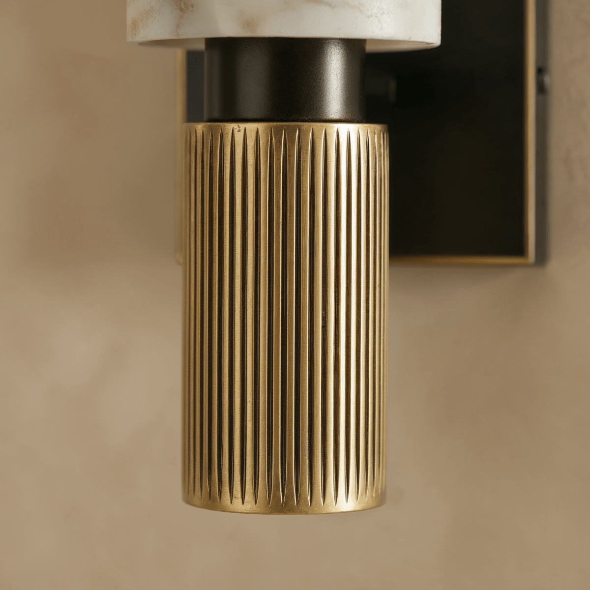 Ansu Alabaster Wall Lamp 3
