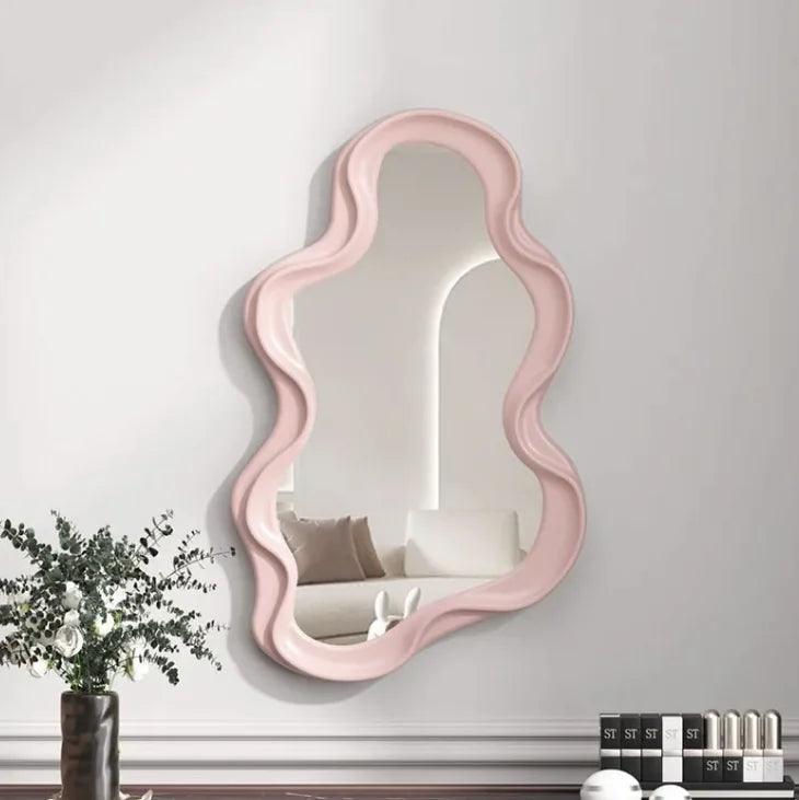 Cloud Make-Up Mirrow | Nordic Design 3