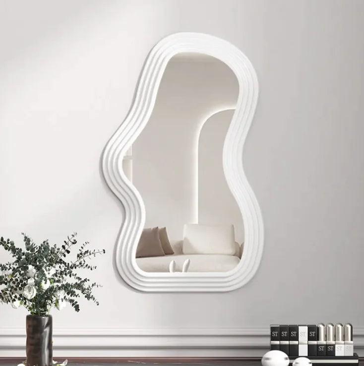 Cloud Make-Up Mirrow | Nordic Design 4
