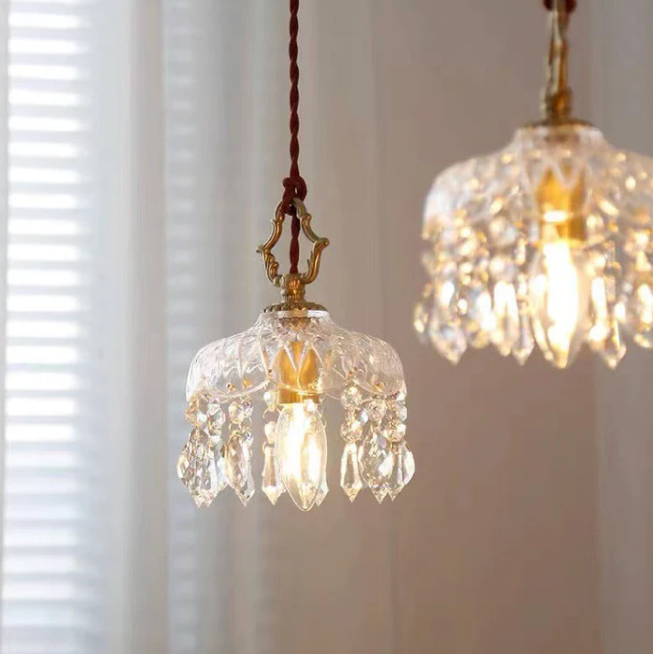 Vintage crystal pendant lamp with decorative icicles 4