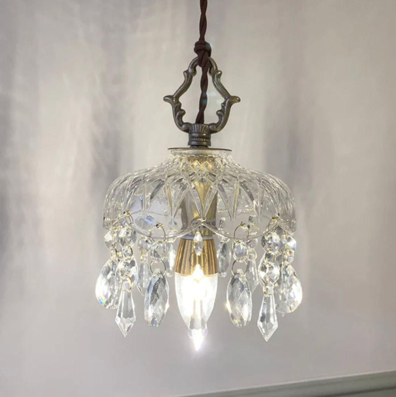 Vintage crystal pendant lamp with decorative icicles 6