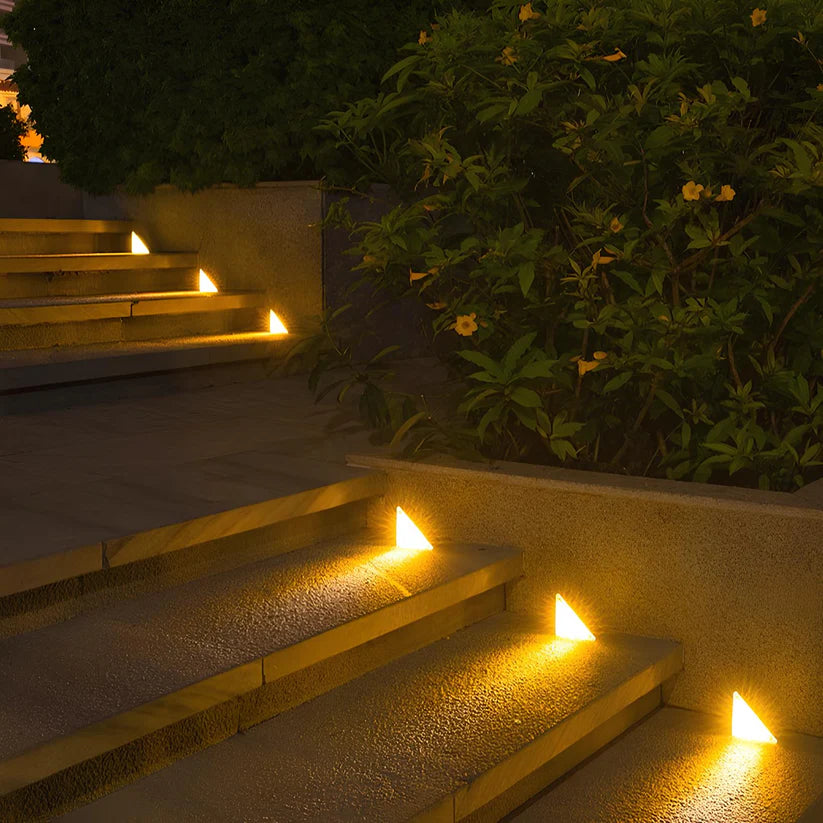 Solar LED lamp set for lighting stairs and garden 2