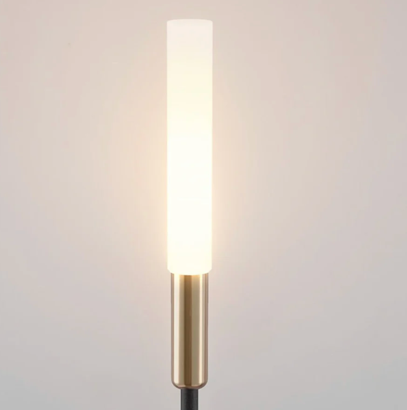Solar LED garden lights on a spike – modern lighting for paths and flower beds 7