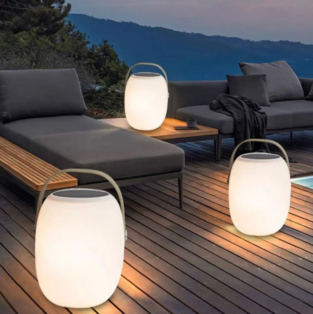 Portable LED lamp with handle – a wireless decorative lamp for interiors and gardens 1