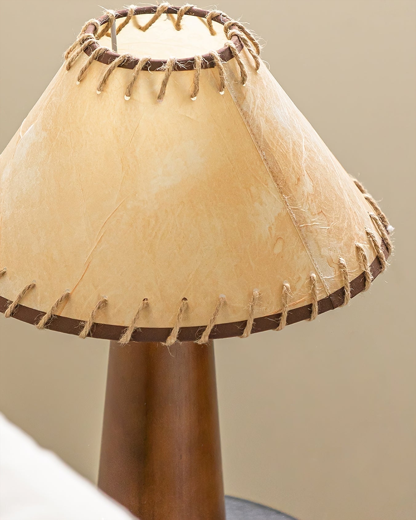 Basica Table Lamp 5