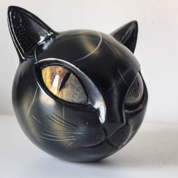 Elara Haus Cat Sculpture - High-Quality Resin Artistic Home Decor 1