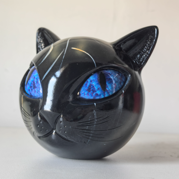 Elara Haus Cat Sculpture - High-Quality Resin Artistic Home Decor 3