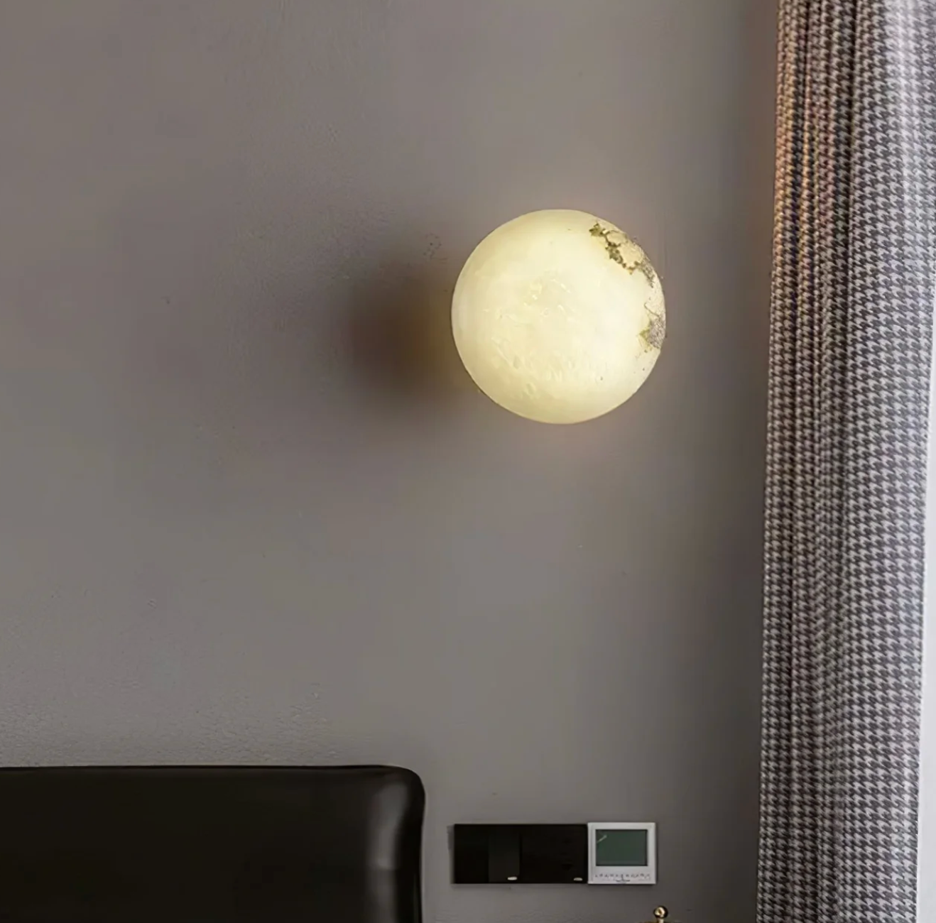 LED marble ball wall sconce – a modern decorative lamp 4