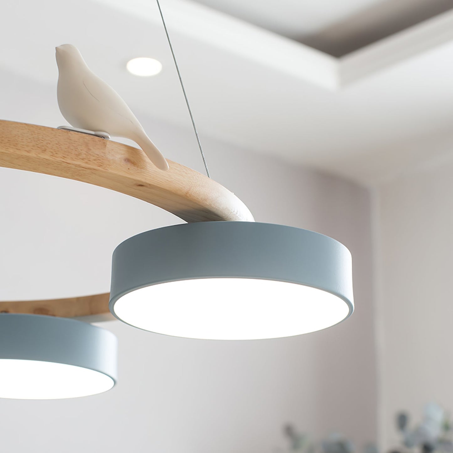 Elara Haus Chandelier - Metal And Wood Elegant Bird Design Chandelier Light 4