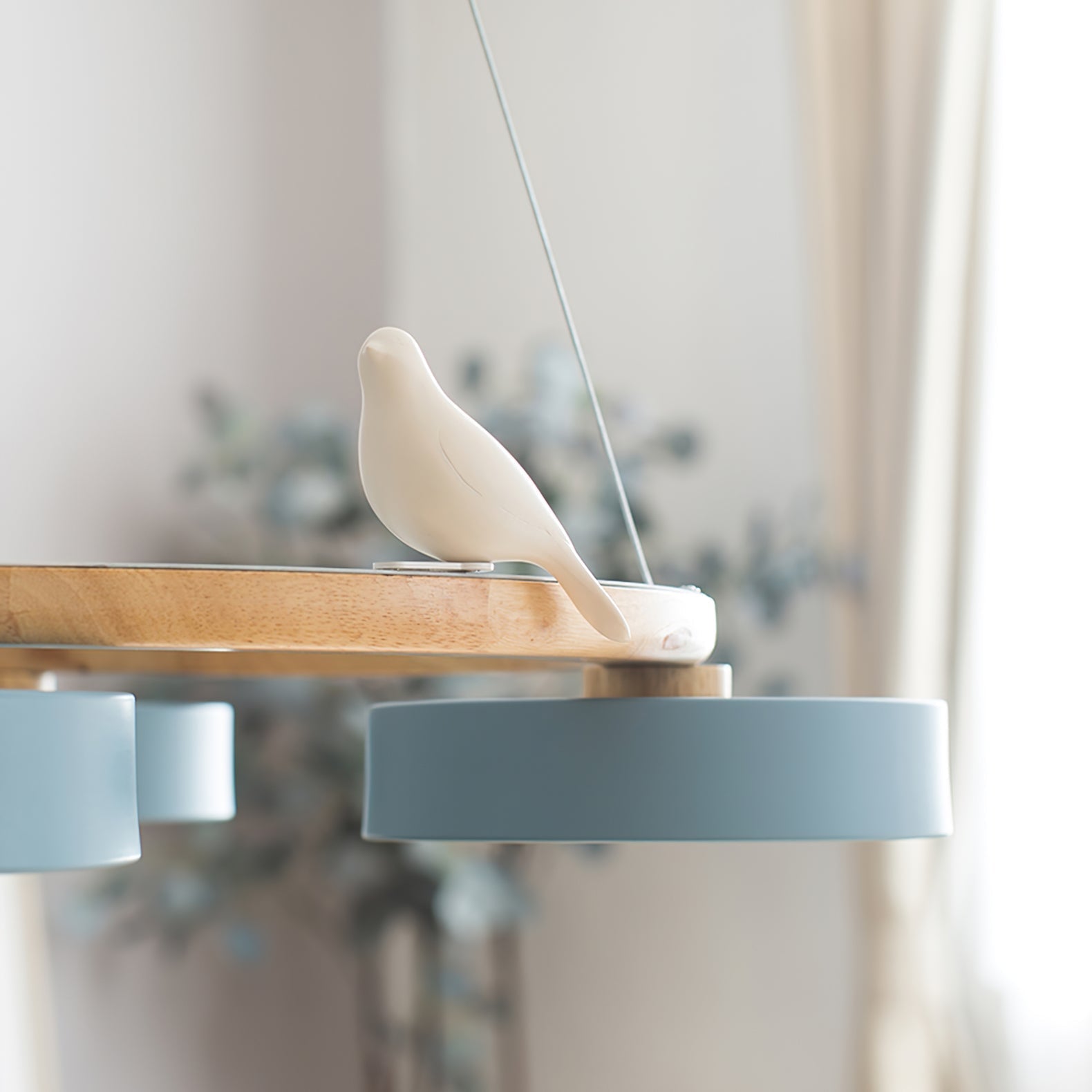 Elara Haus Chandelier - Metal And Wood Elegant Bird Design Chandelier Light 5