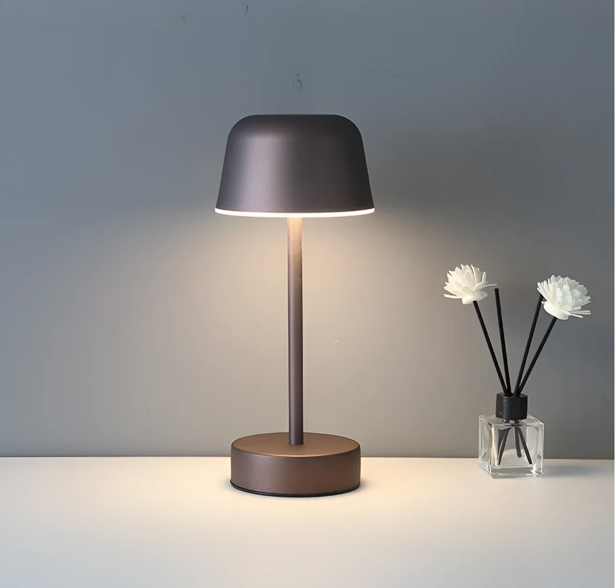 Elara Haus Classic Bar Lamp - Wireless LED Rechargeable Desk Light
