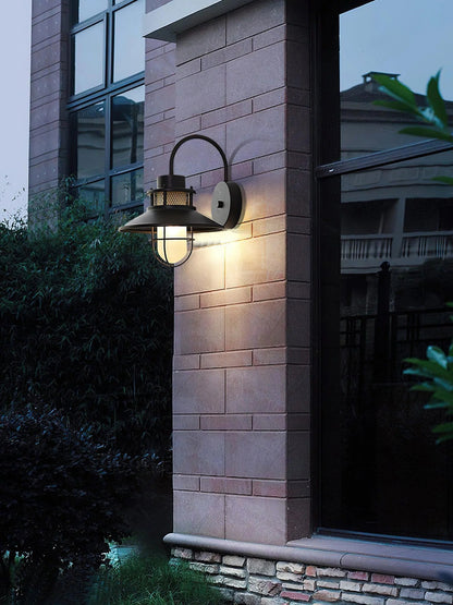 Industrial Outdoor Wall Lamp – Loft Style with a Protective Shade 6