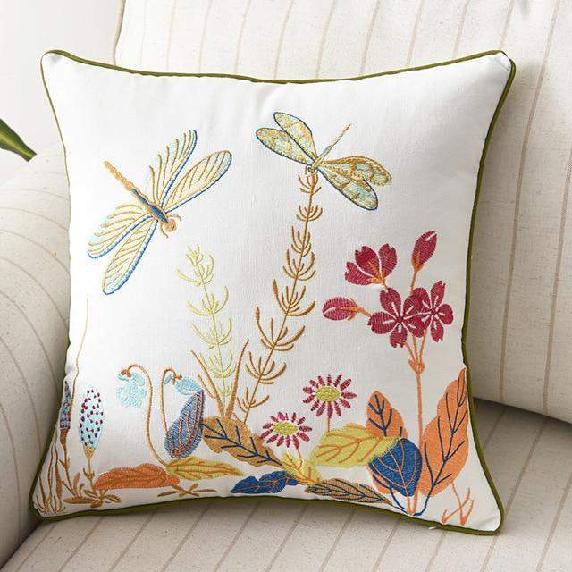 Lunira - Decorative Cushion with Embroidery in Country Style 0