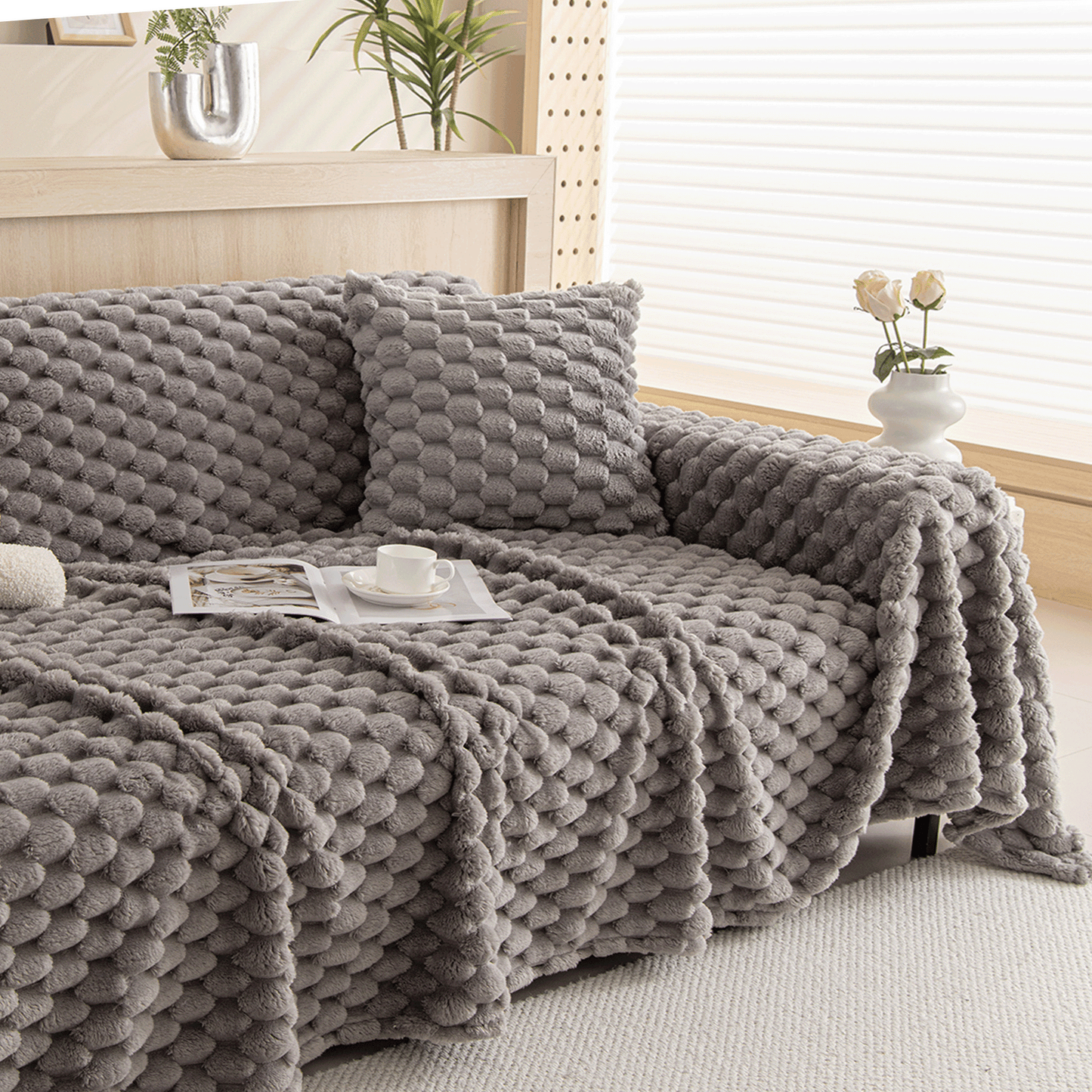 Elara Haus Cozy Chic Sofa Protector