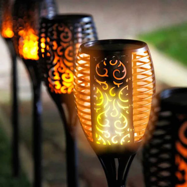 Solar LED garden torch – a decorative lamp with a flame effect, for outdoor use 1