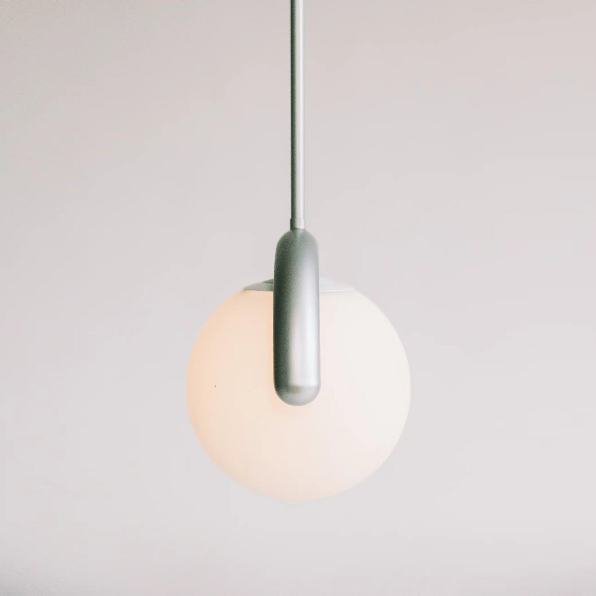 Elara Haus Designer Chandelier - Metal And Glass Modern Chandeliers 16