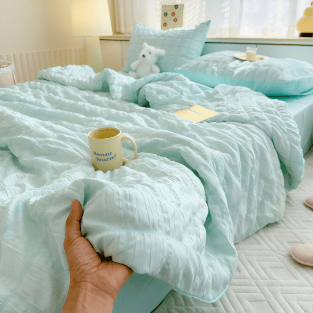 Amphora - Lightweight Breathable Summer Duvet 7