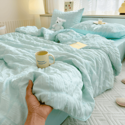 Amphora - Lightweight Breathable Summer Duvet 7