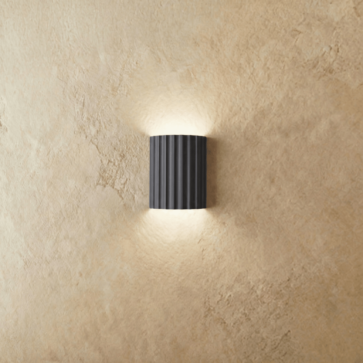 Ujal Wall Lamp 2
