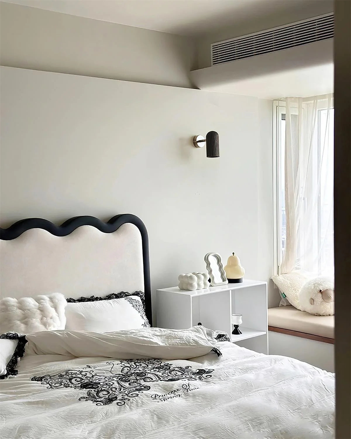 Donovan Wall Lamp 5