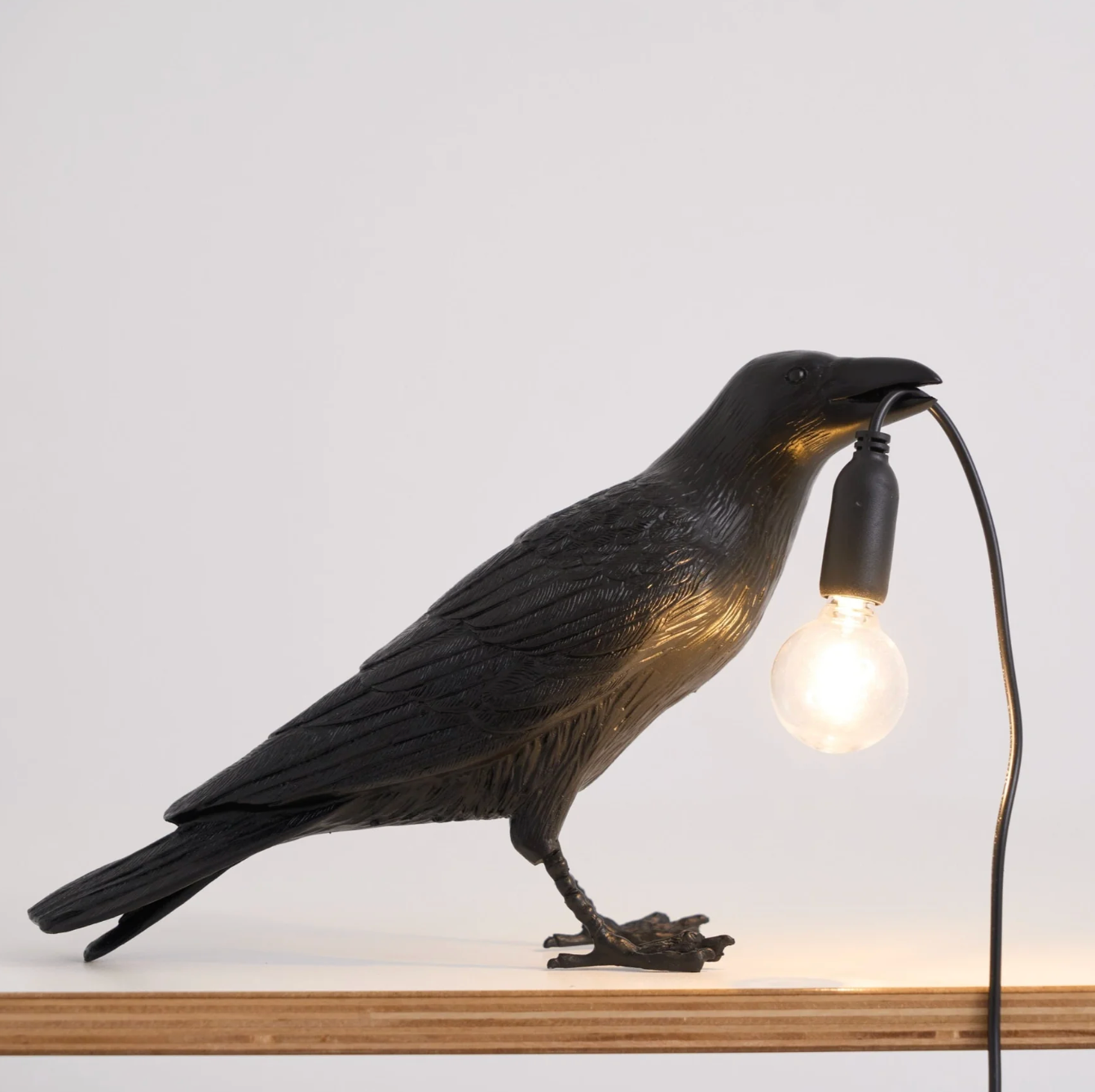 Kruk table lamp – a modern decoration with a light bulb 0