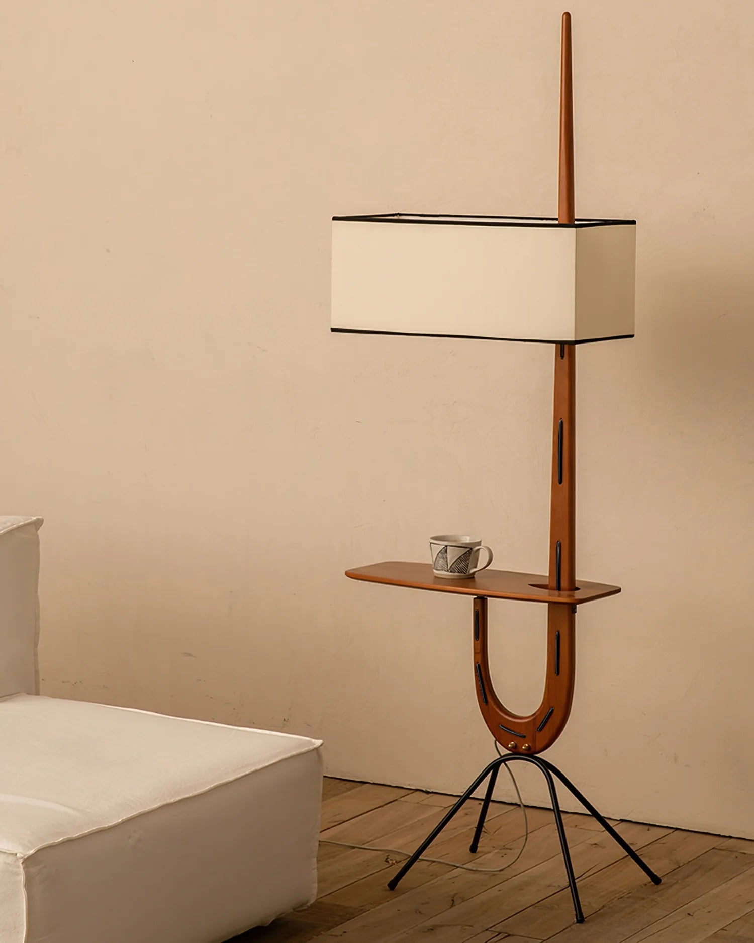Rispal Giraffe Floor Lamp 5