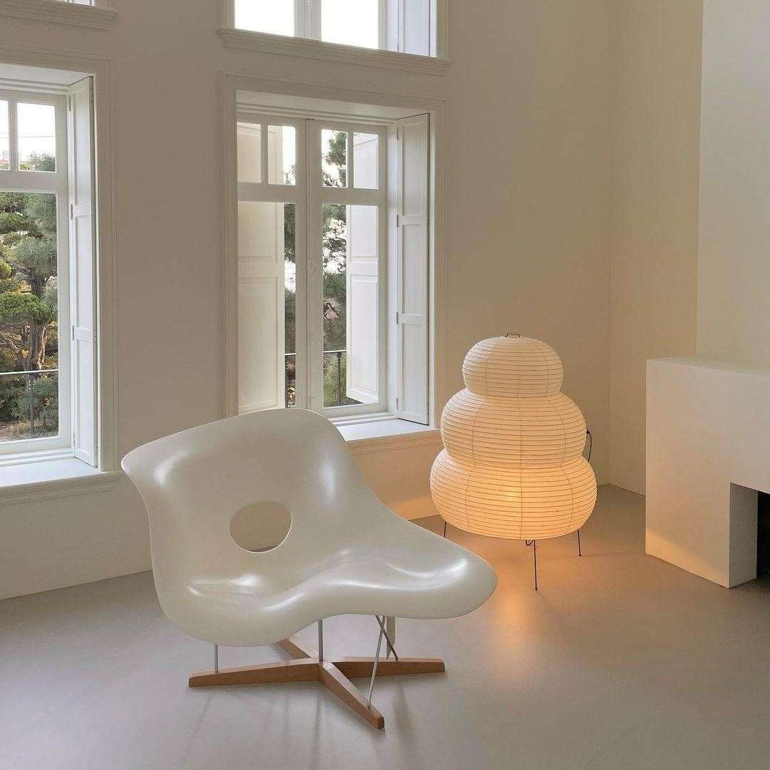 Japanese Wabi Sabi White Rice Paper Table Lamp 4