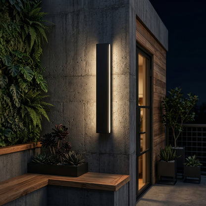 Elara Haus Linear Facade Wash – Matte Onyx Weatherproof Pillar Light