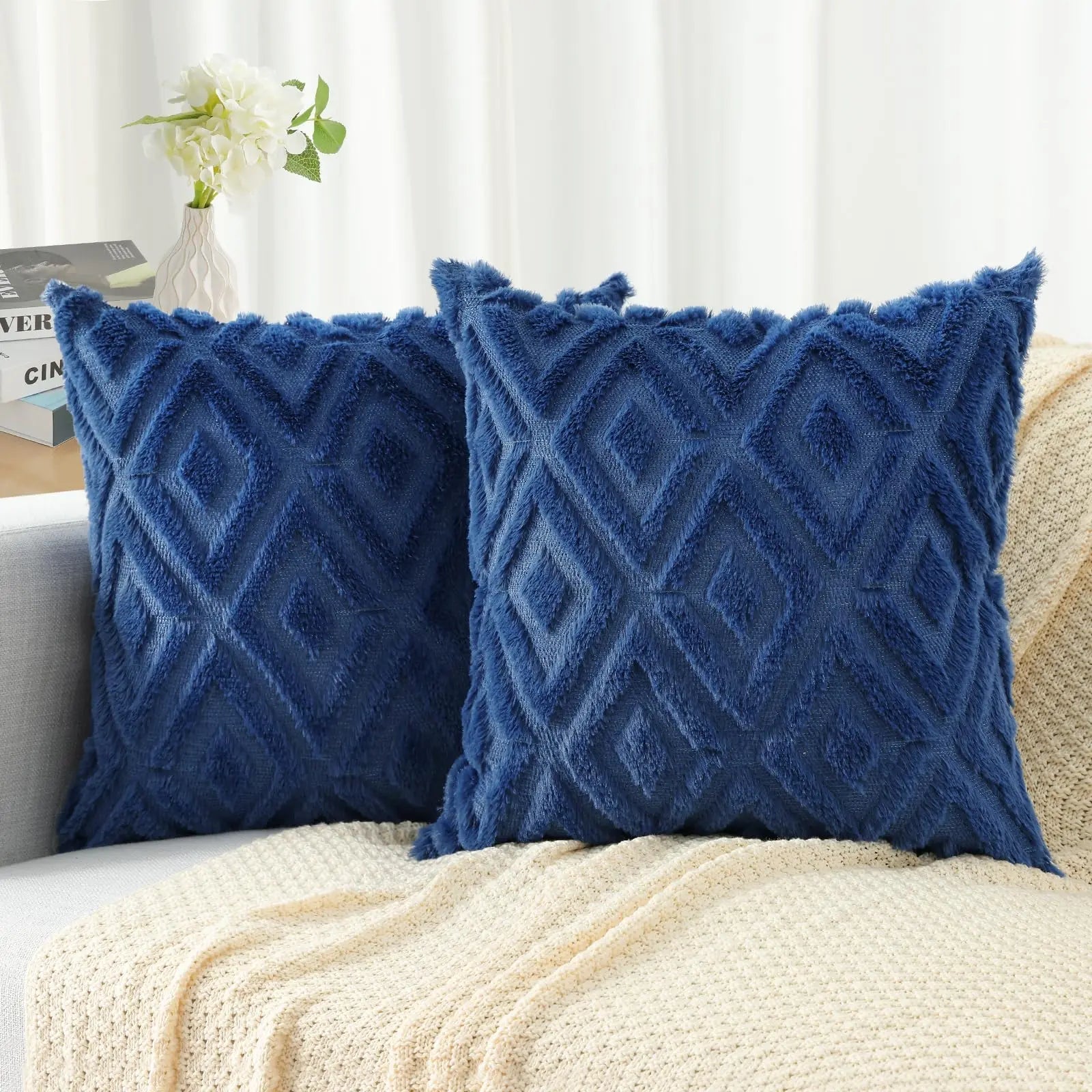 Elarina - Christmas Throw Pillow Decorative Cushion Set of 2 3