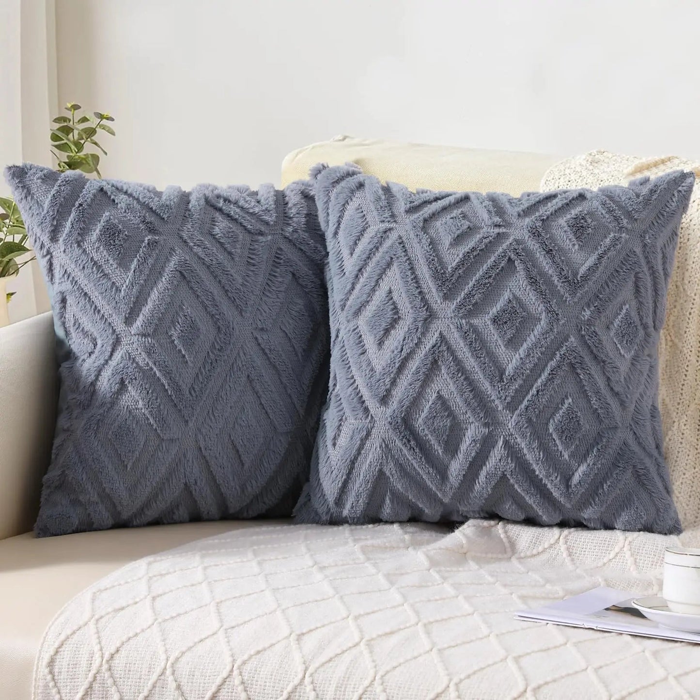 Elarina - Christmas Throw Pillow Decorative Cushion Set of 2 5