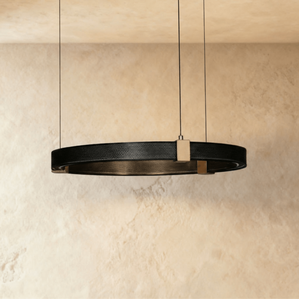 Uriah Chandelier 0