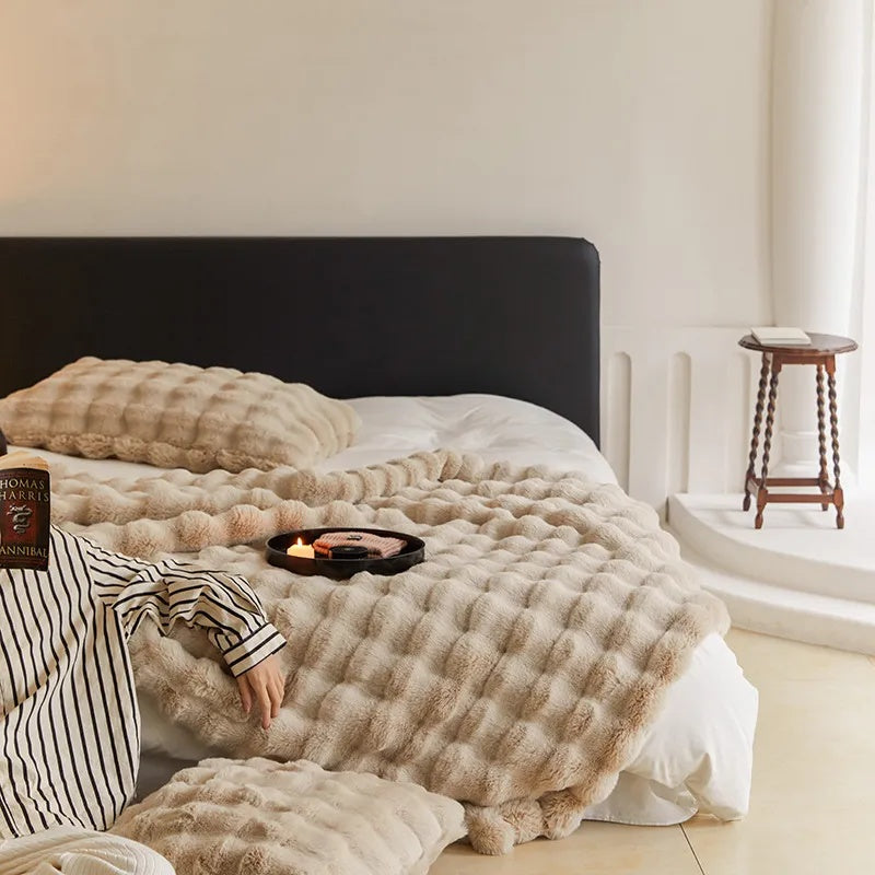 Elara Haus Luxury Rabbit Faux Fur Throw - Ultra Plush Blanket