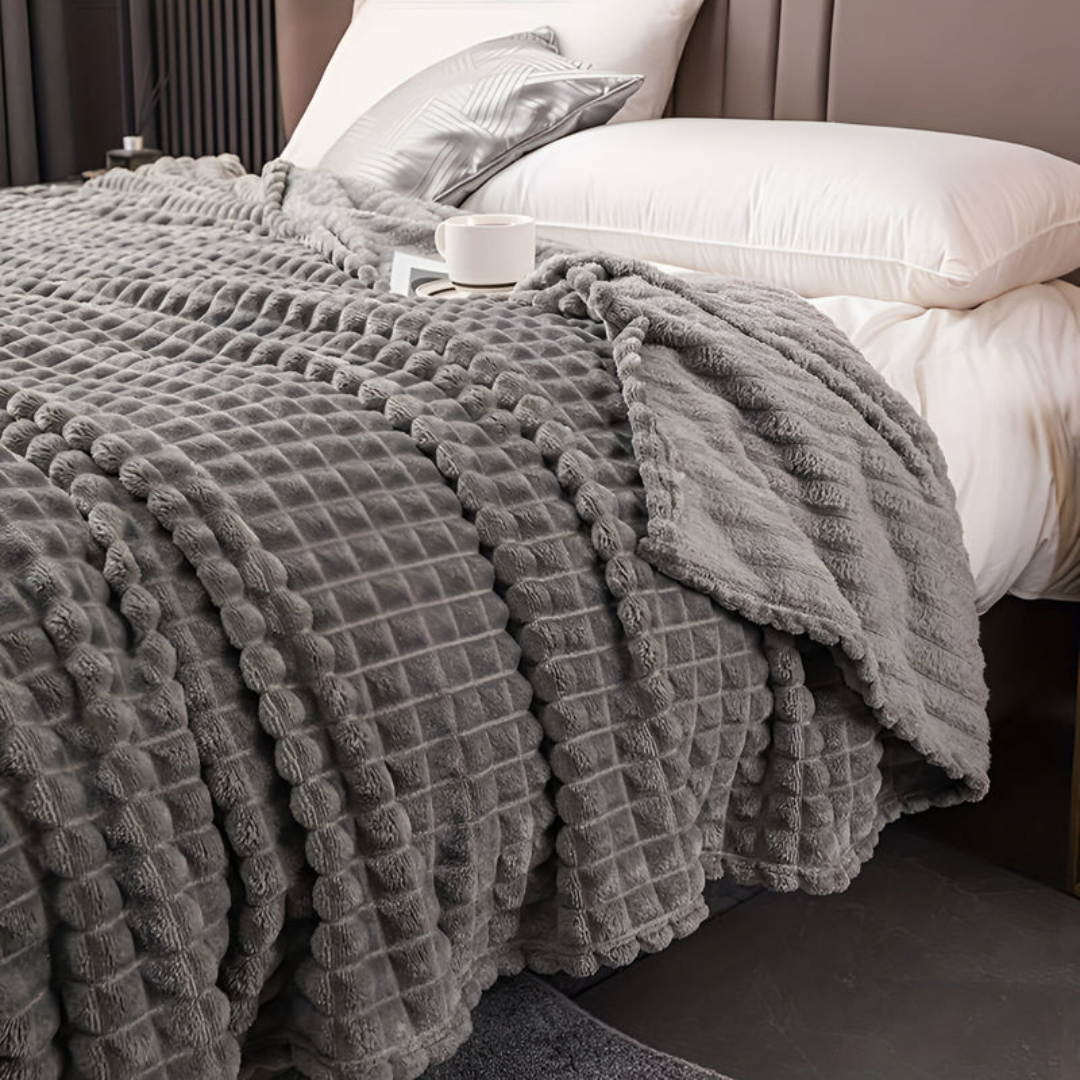 Pluma - Ultra-soft Fleece Throw 7