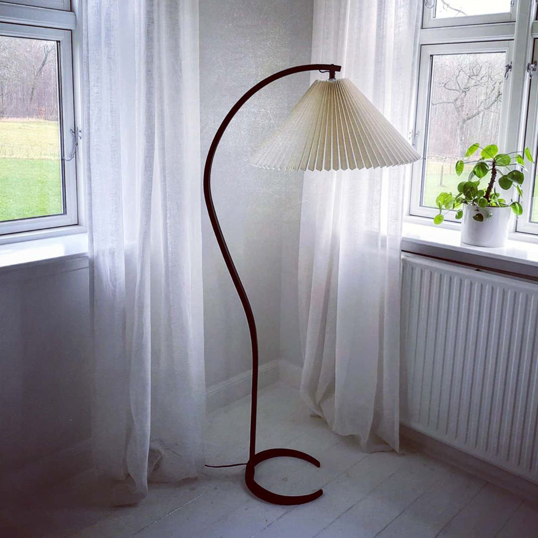 Caprani Wooden Floor Lamp 6