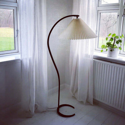 Caprani Wooden Floor Lamp 6