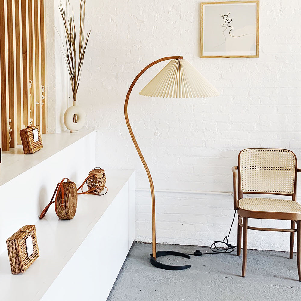 Caprani Wooden Floor Lamp 7