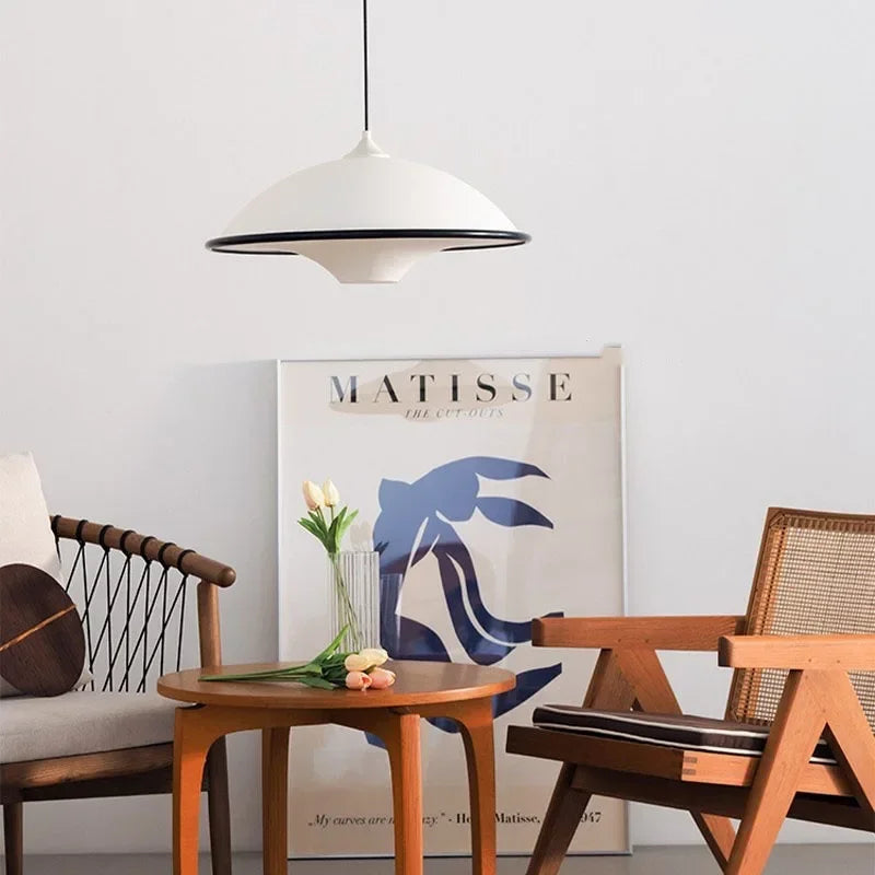 Modern Pendant Lamp – Minimalist Design with an Oval Shade 4