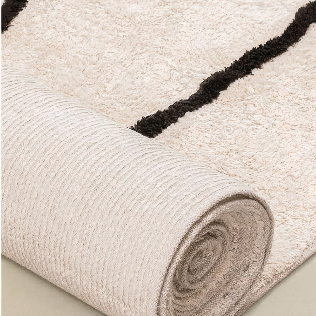 OCS - Square wool rug with abstract patterns 1