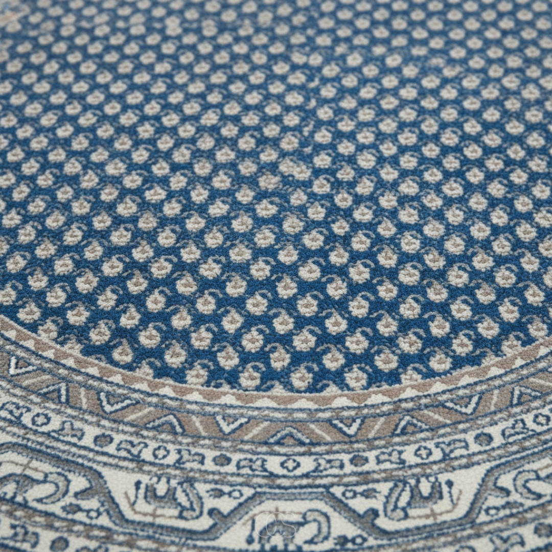 OCS - rug with geometric pattern - 160x160cm 5