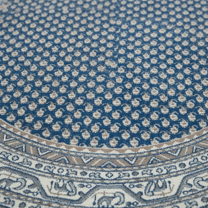 OCS - rug with geometric pattern - 160x160cm 5