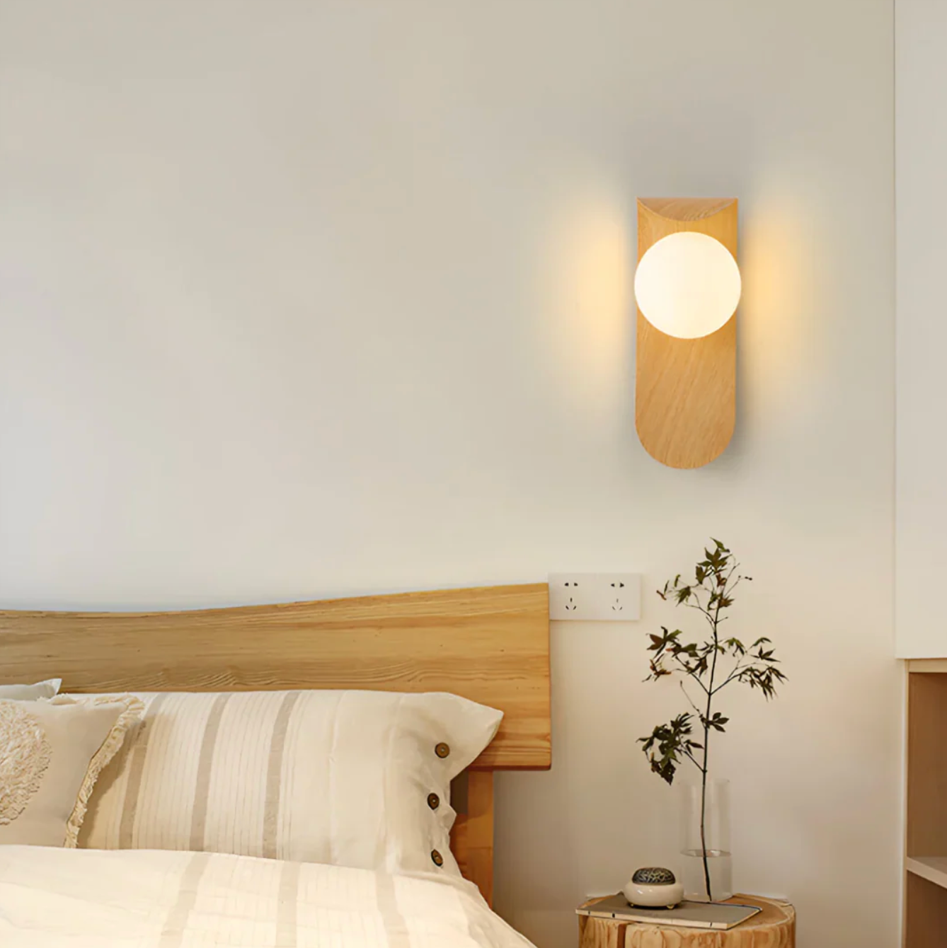 Modern LED wall lamp with a wood element - a wall lamp for the living room and bedroom 3