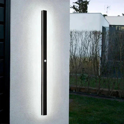 Modern Vertical LED Lamp for Facade 9